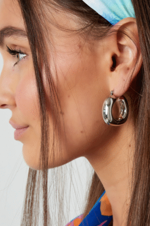 Minimal Hoop Earrings
