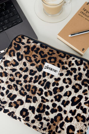 leopard laptop case - 13 inches