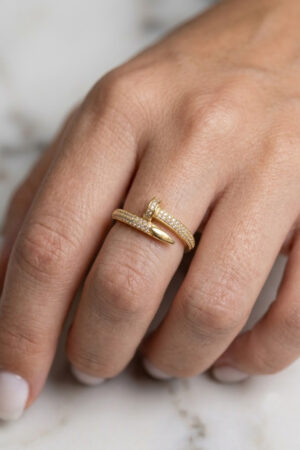Sparkling Nail Statement Ring